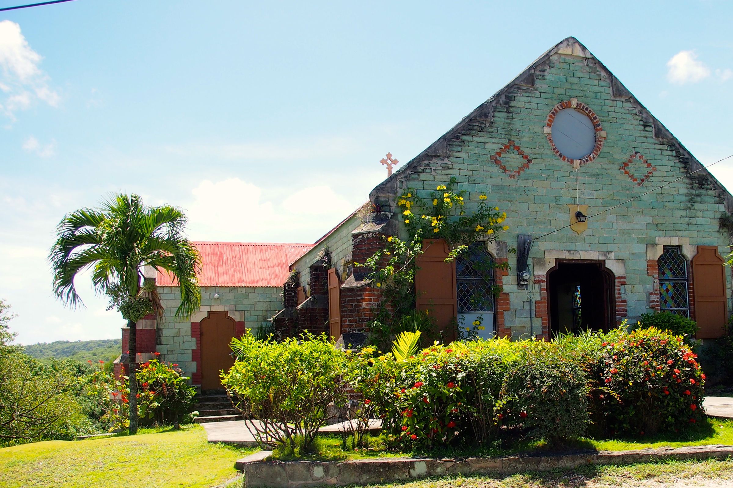 On-Site Antigua: The Natural Inner Beauty of St. Barnabas Anglican ...