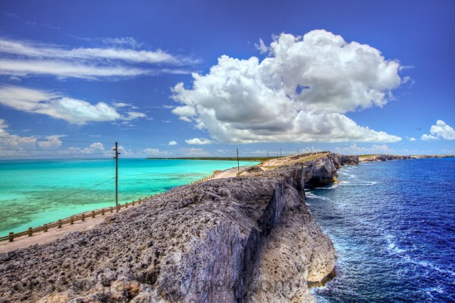 Glass Window Bridge Eleuthera The Narrowest Place On Earth 