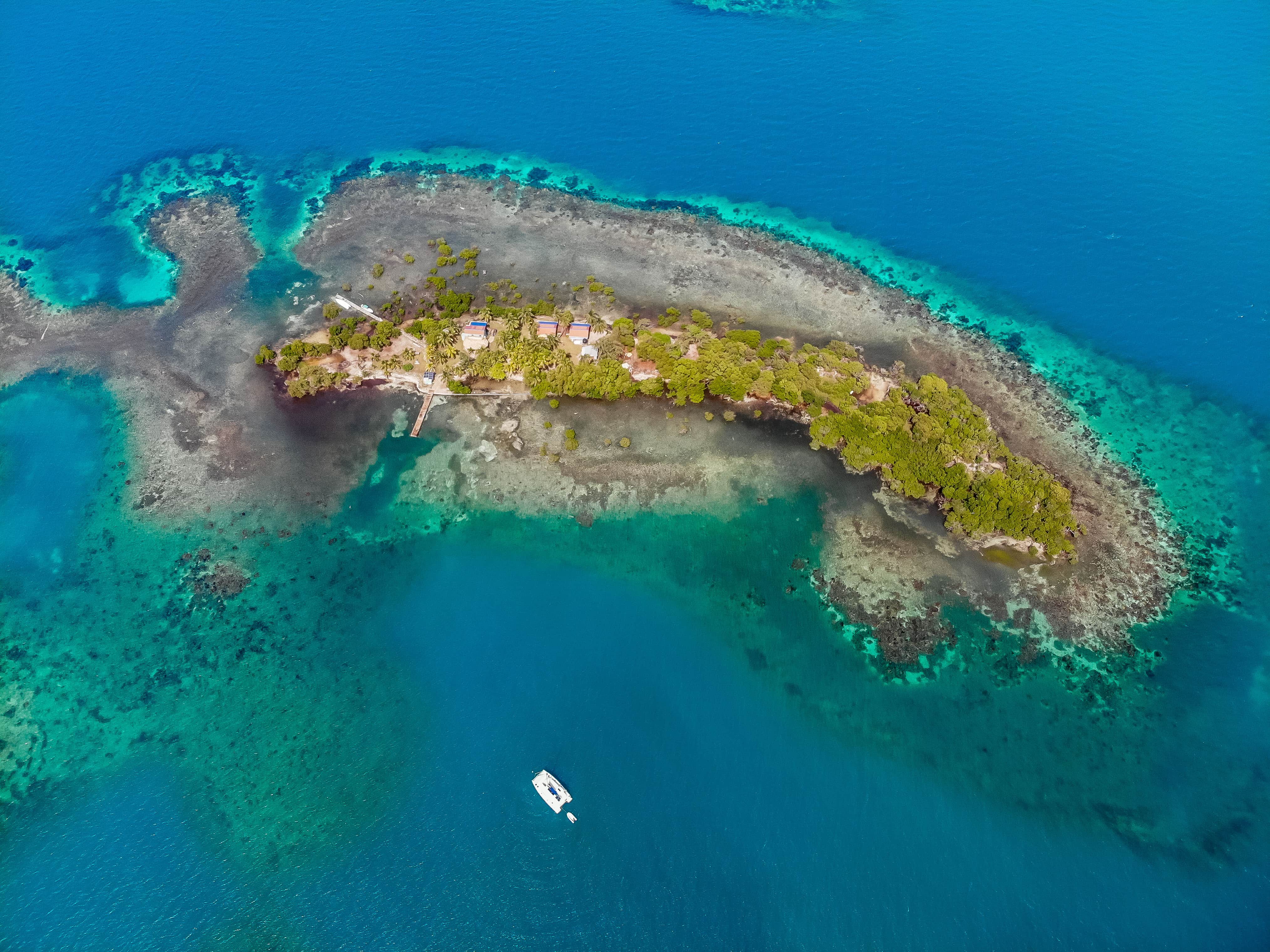 belize-cayes-beautiful-sailing-belize-even-better-from-above