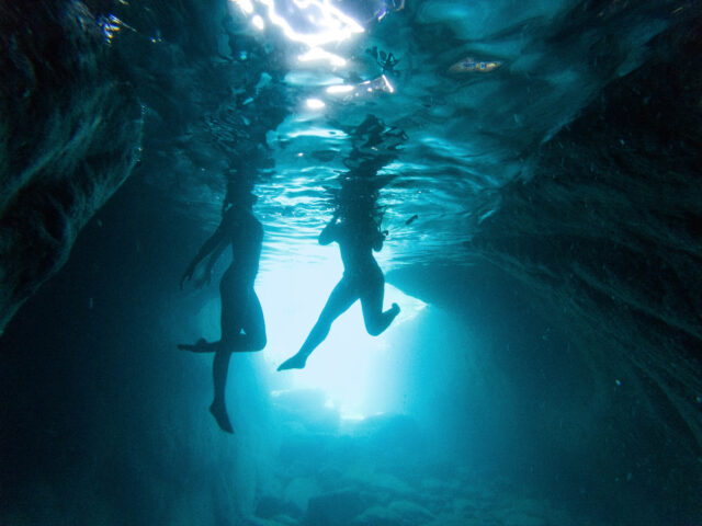 Snorkeling Cave Cove St Thomas